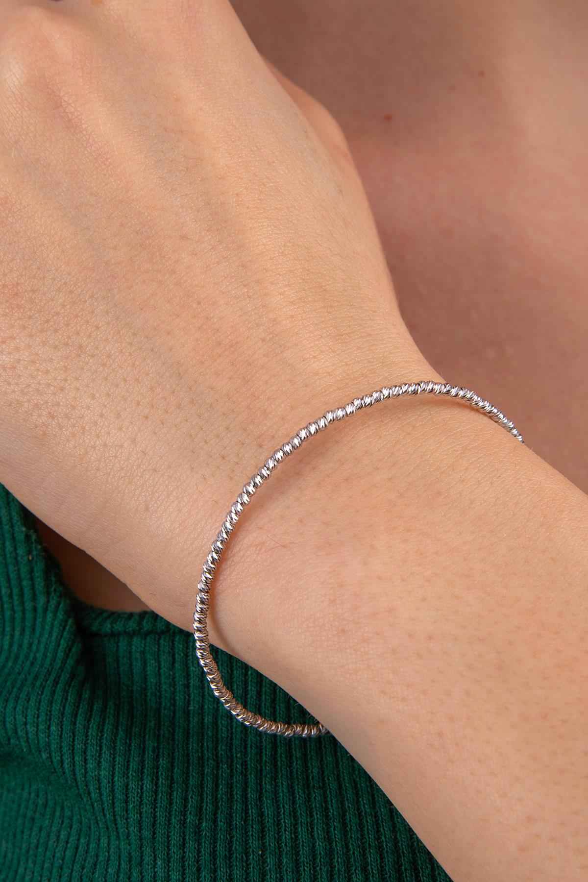 14ct Gold 1 Row Dorica Cuff Bracelet